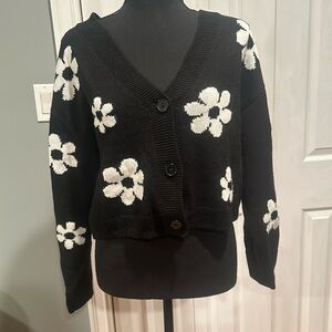 H&M black & white floral cardigan size S
